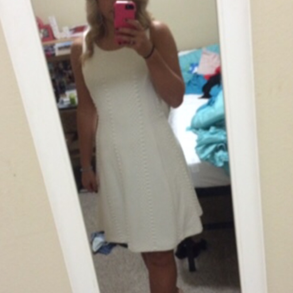 White size 6 Work Dress